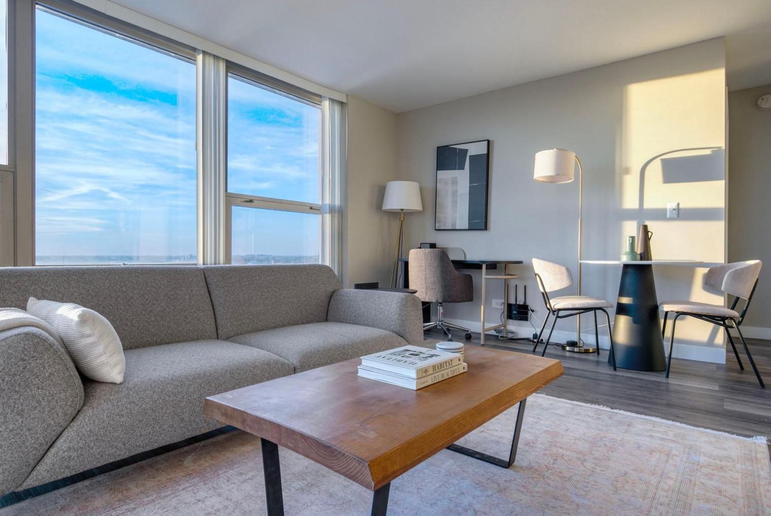 Edgewater 1br W Gym Deck Lounge Nr L Chi-919 Apartment Chicago