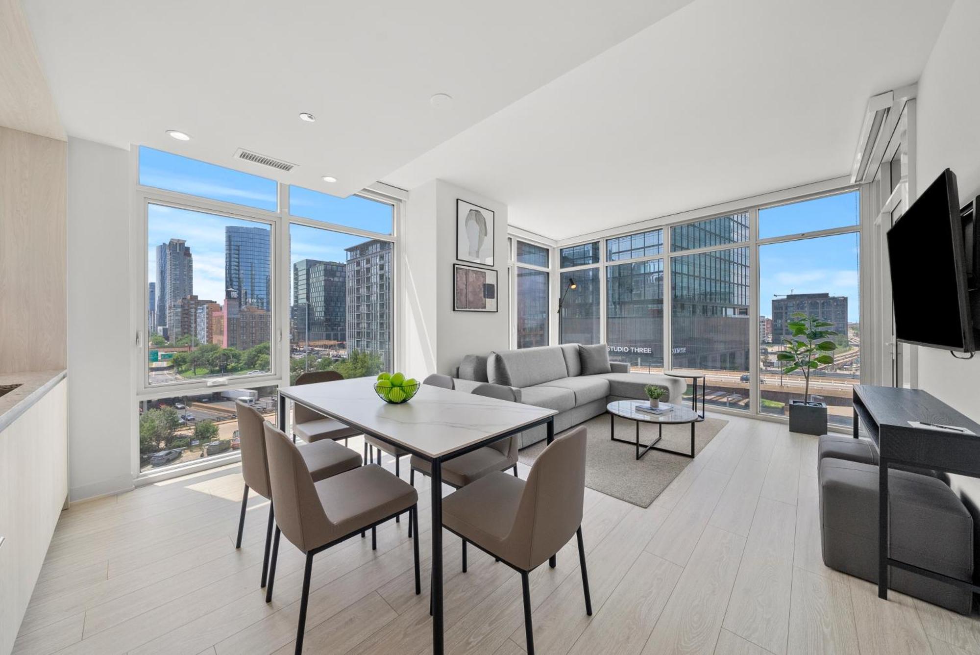 Level - Fulton Market 5*