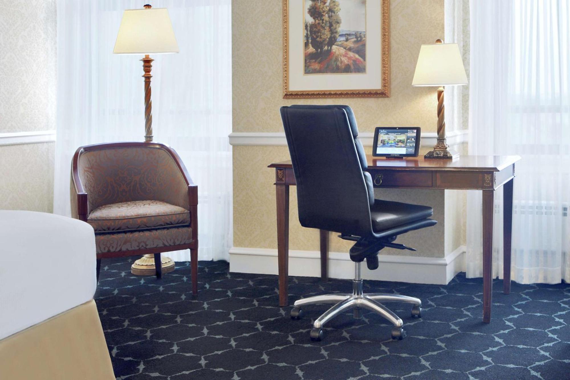 Hotel The Drake 4*
