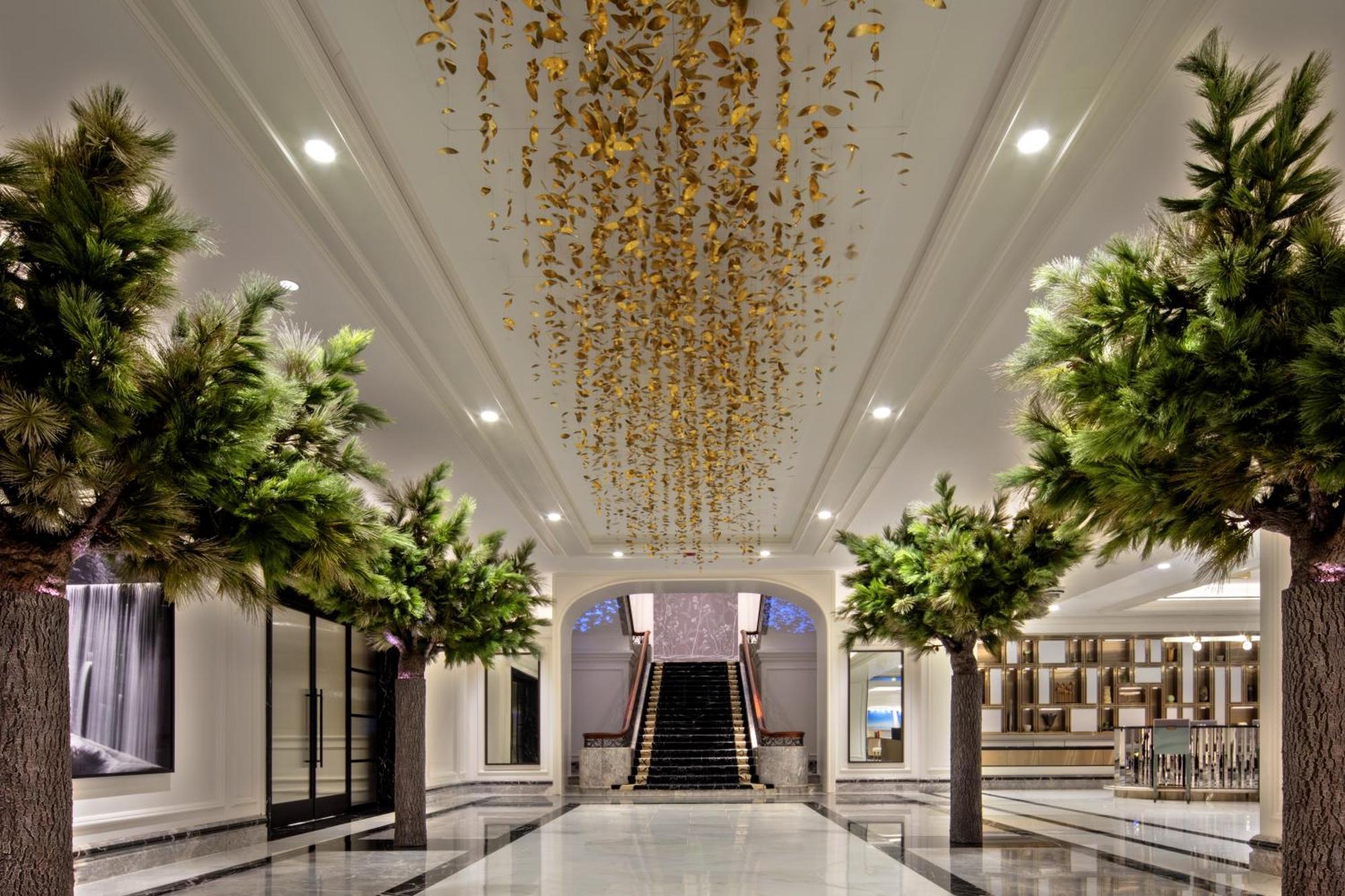 Four Seasons 5*
