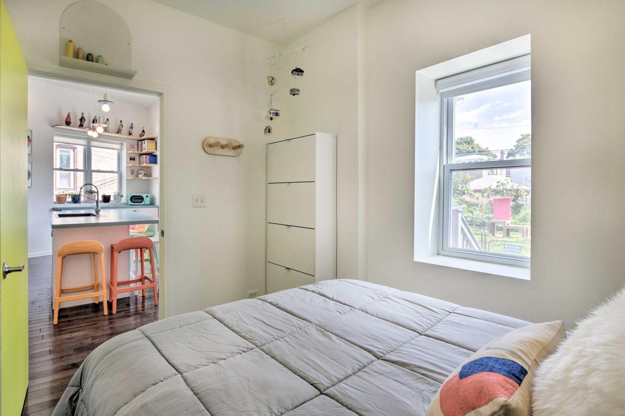 Stylish Duplex Close To Parks And Dtwn *