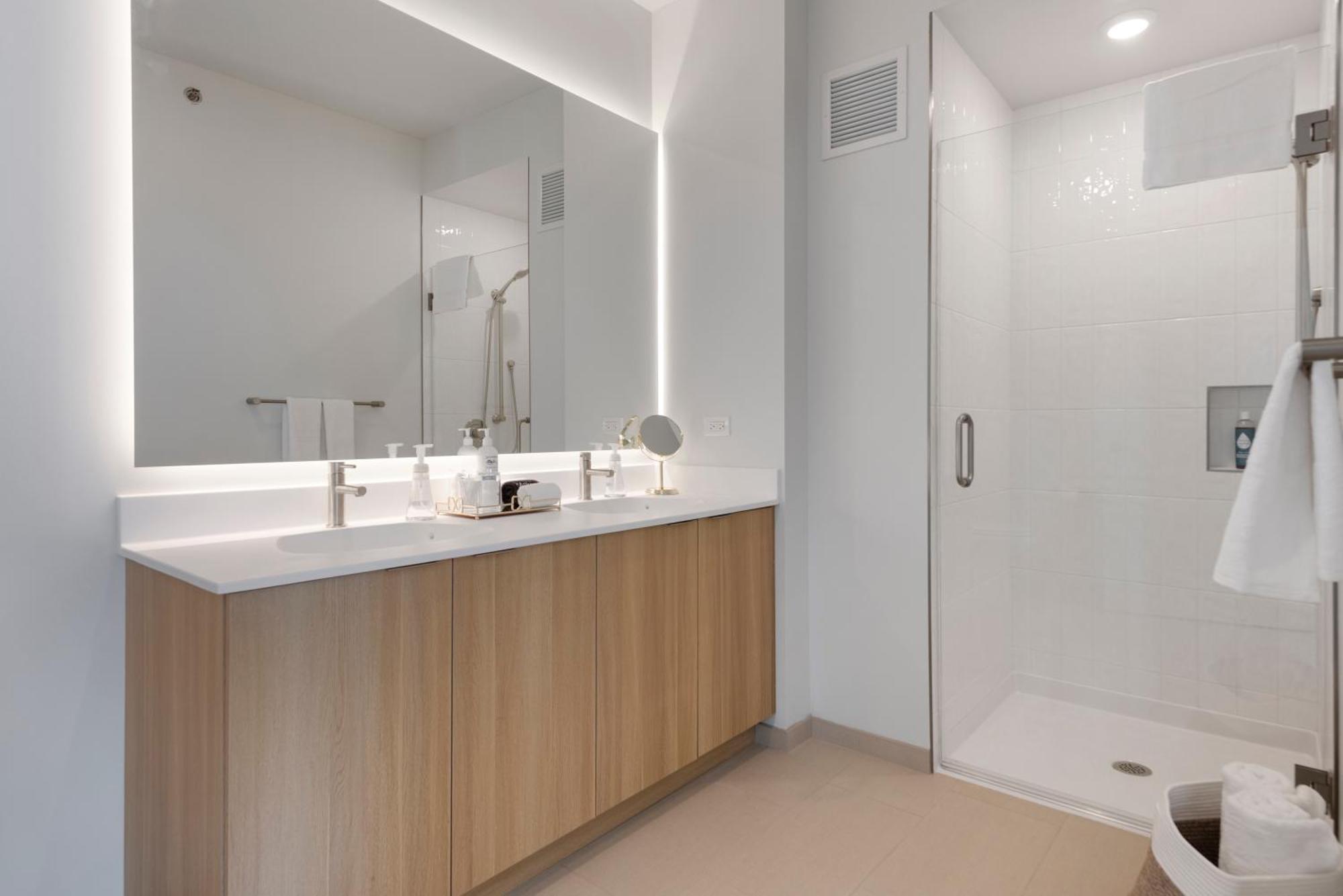 At Licoln Park Coworking, Gym, Spa, Lounge-1475-by Cloud9 Apartment