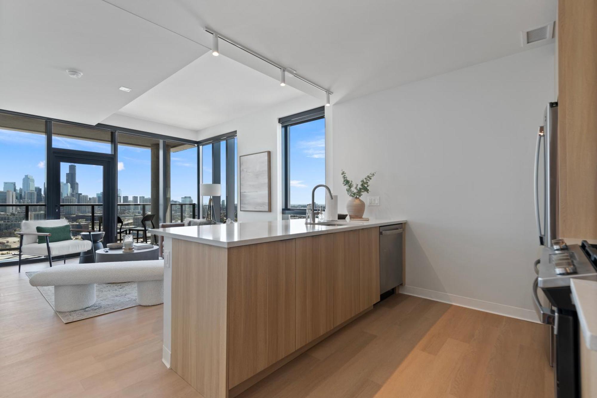Apartment At Licoln Park Coworking, Gym, Spa, Lounge-1475-by Cloud9 Chicago