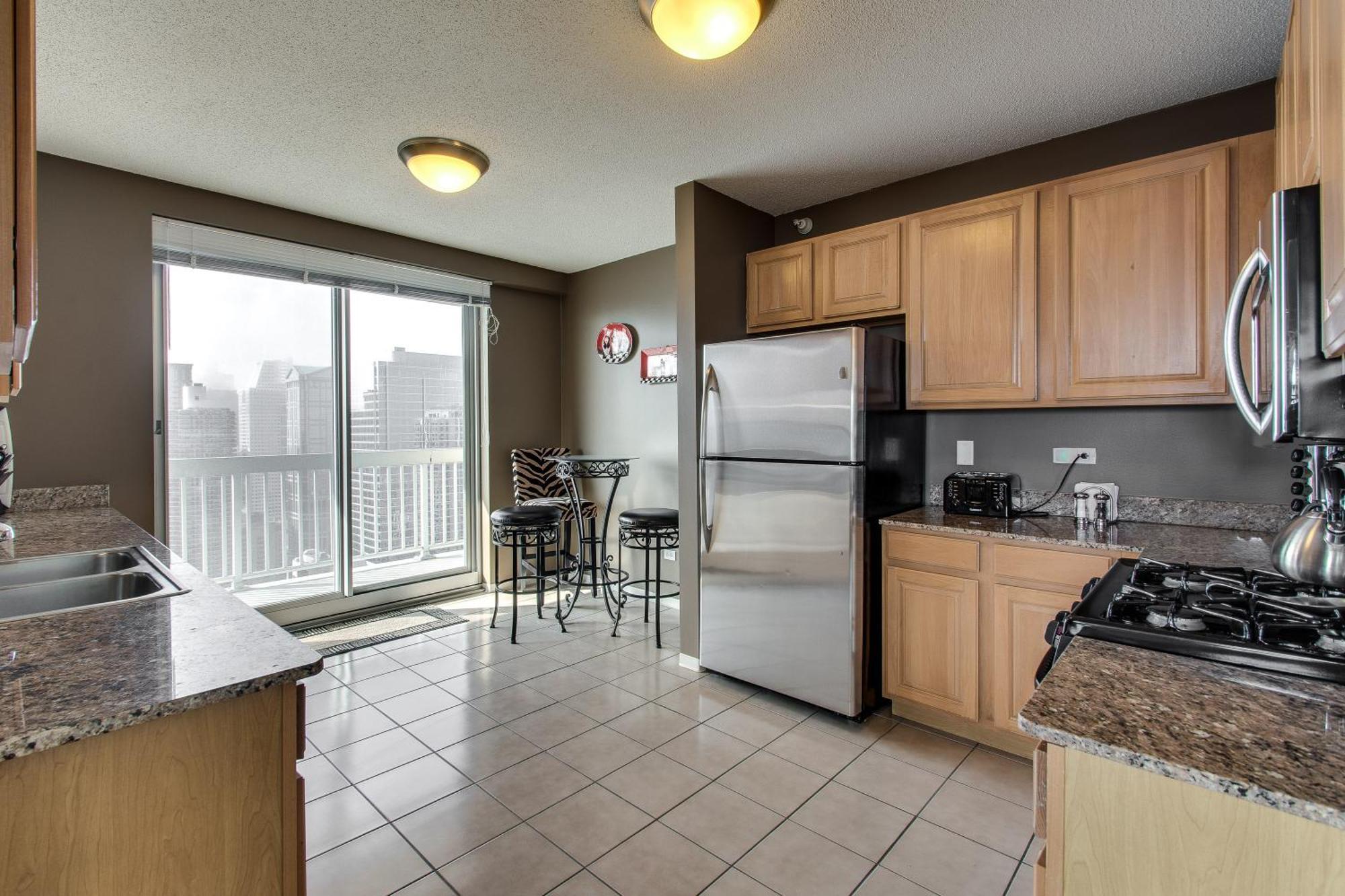 The Penthouse At Grand Plaza Chicago