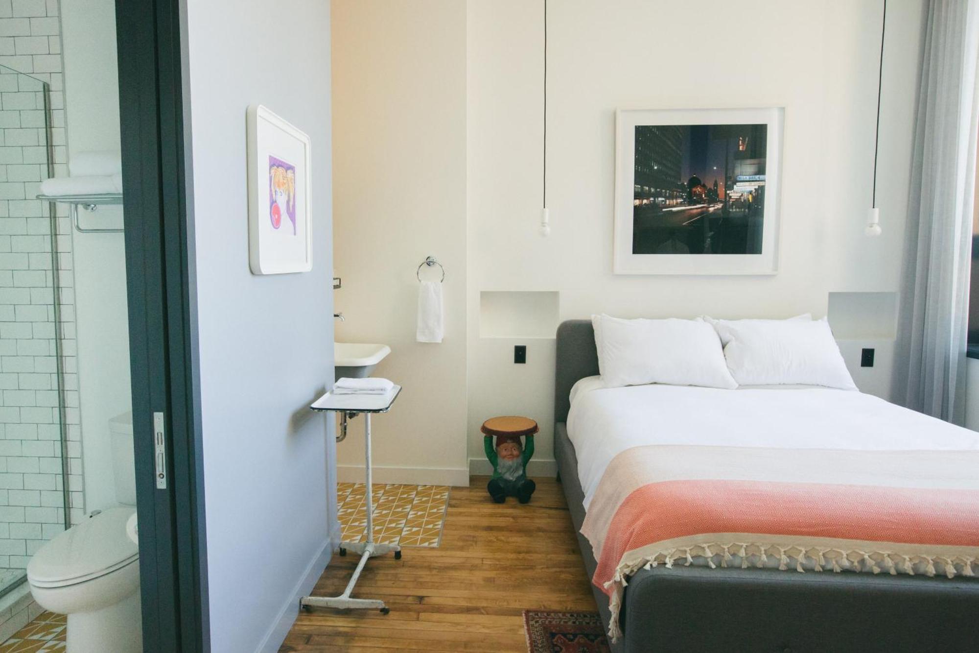 The Publishing House Bed & Breakfast Chicago