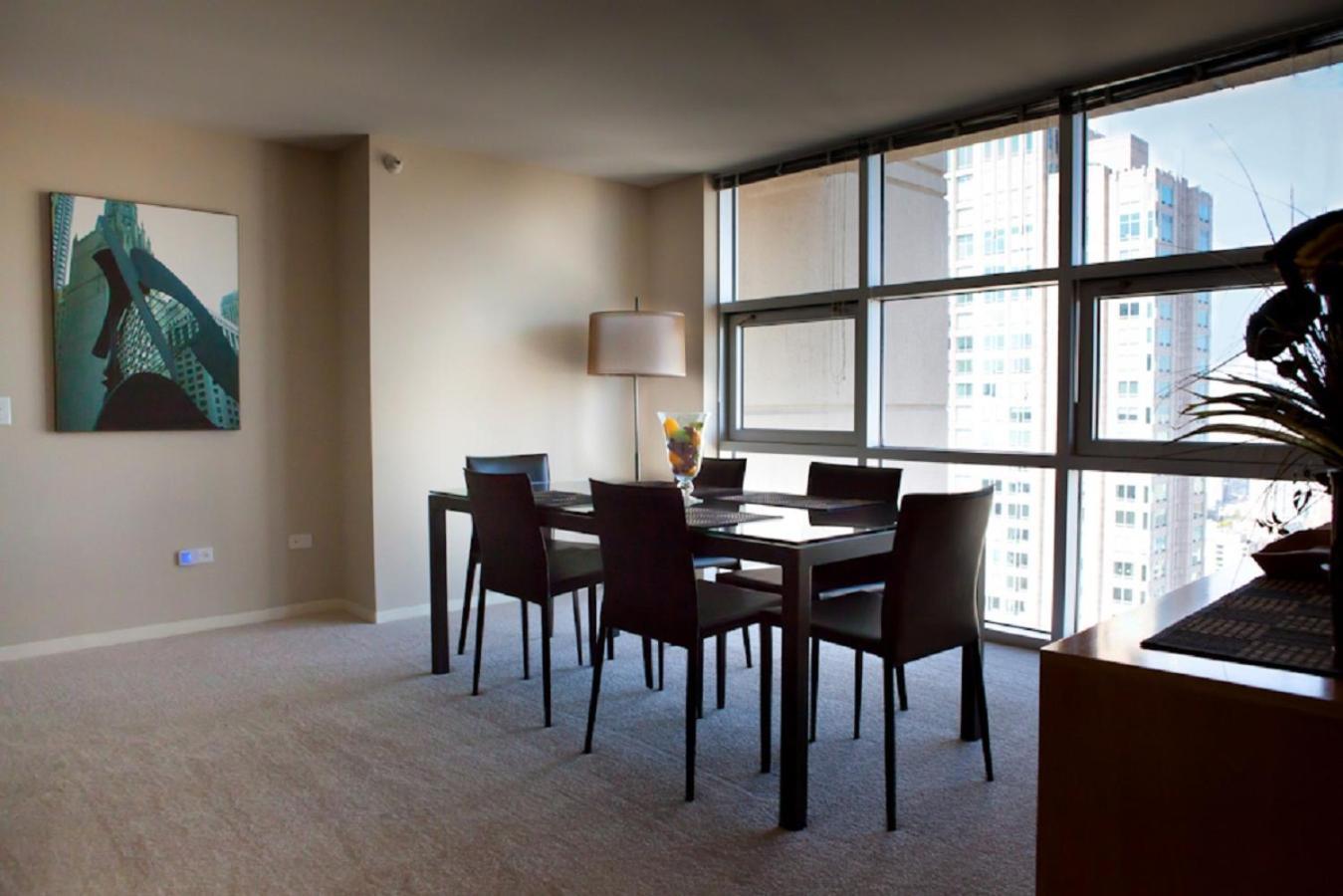 The Penthouse At Grand Plaza Chicago