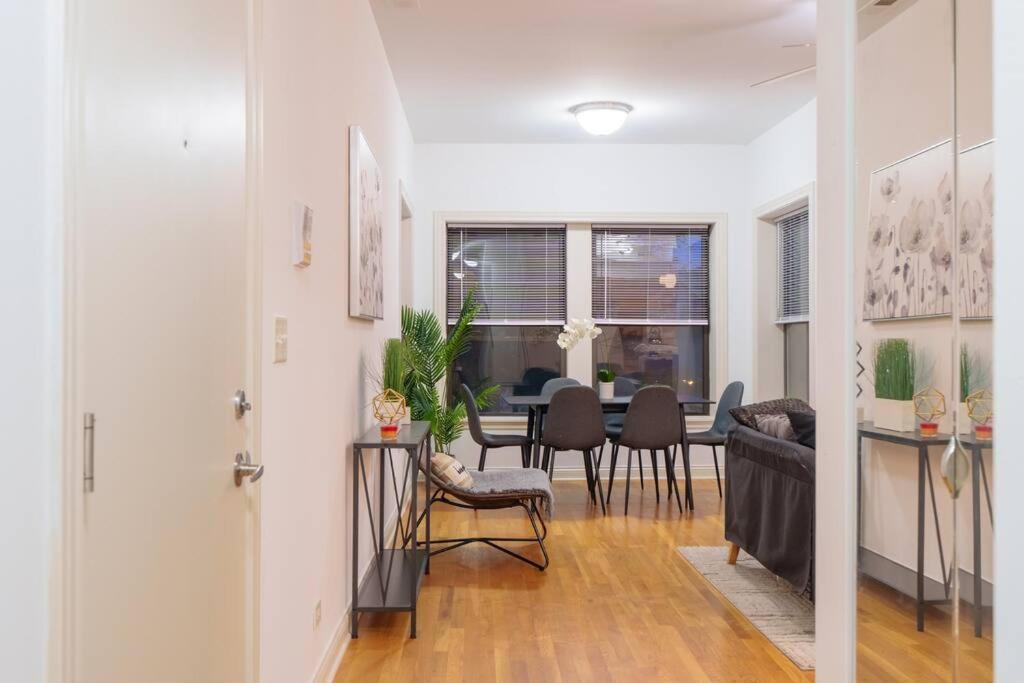 Cozy 3br Hyde Park Oasis Near Uchi, Shops & Dining Chicago