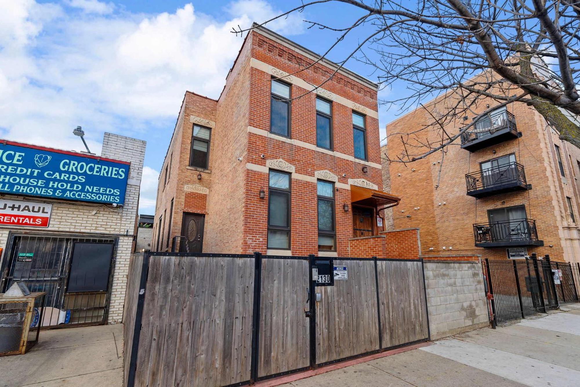 Mid-century Gem By United Center Holiday home Chicago