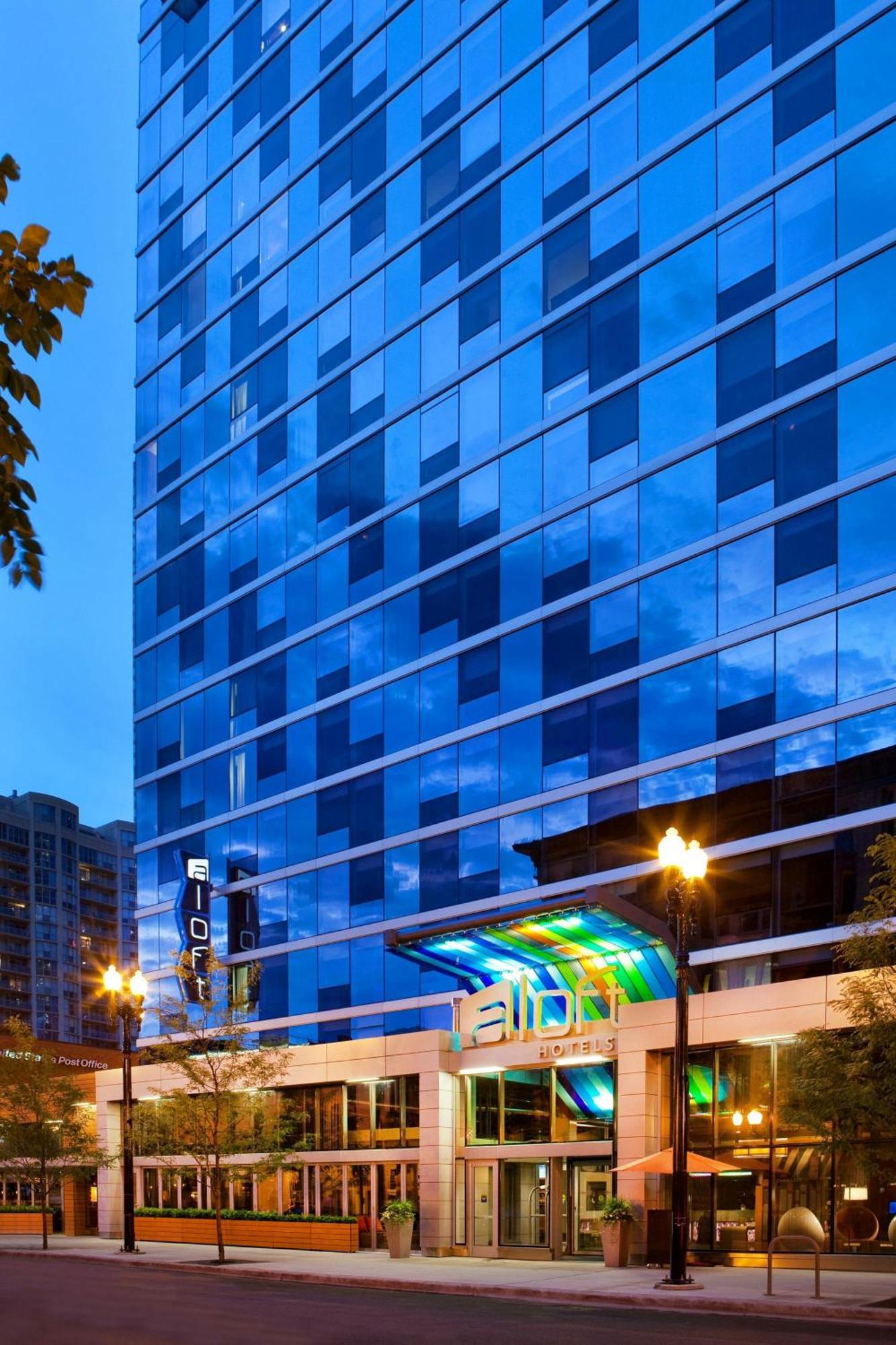 Hotel Aloft Downtown River North 3*
