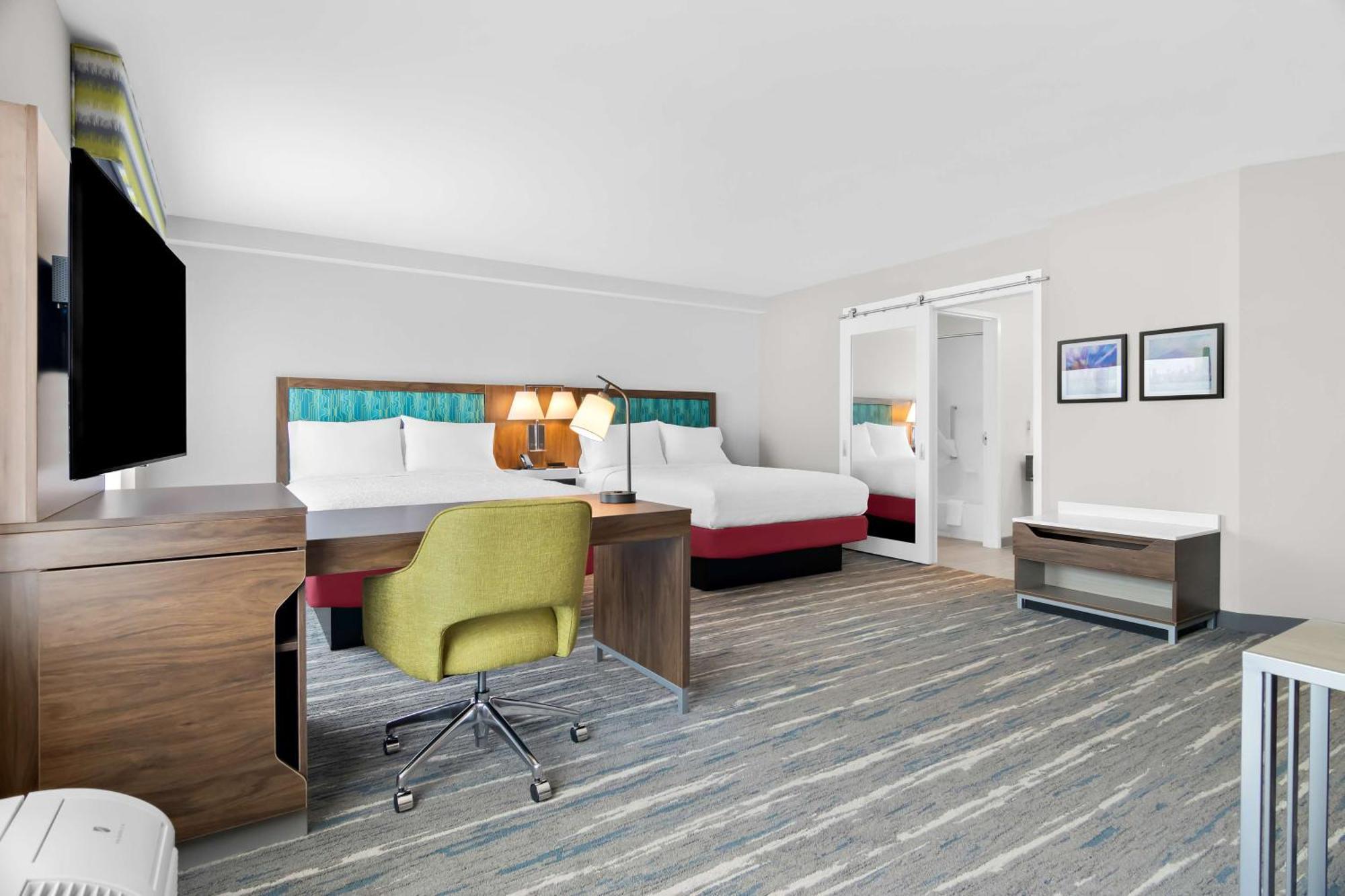 Hampton & Medical District Uic Hotel