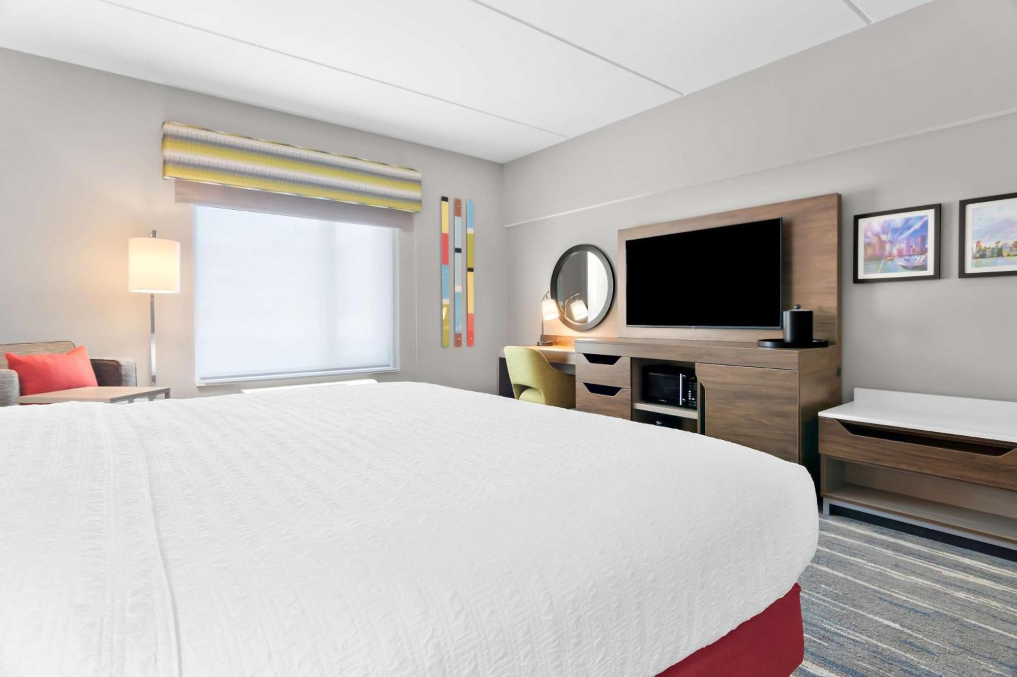 Hampton & Medical District Uic Hotel 3*