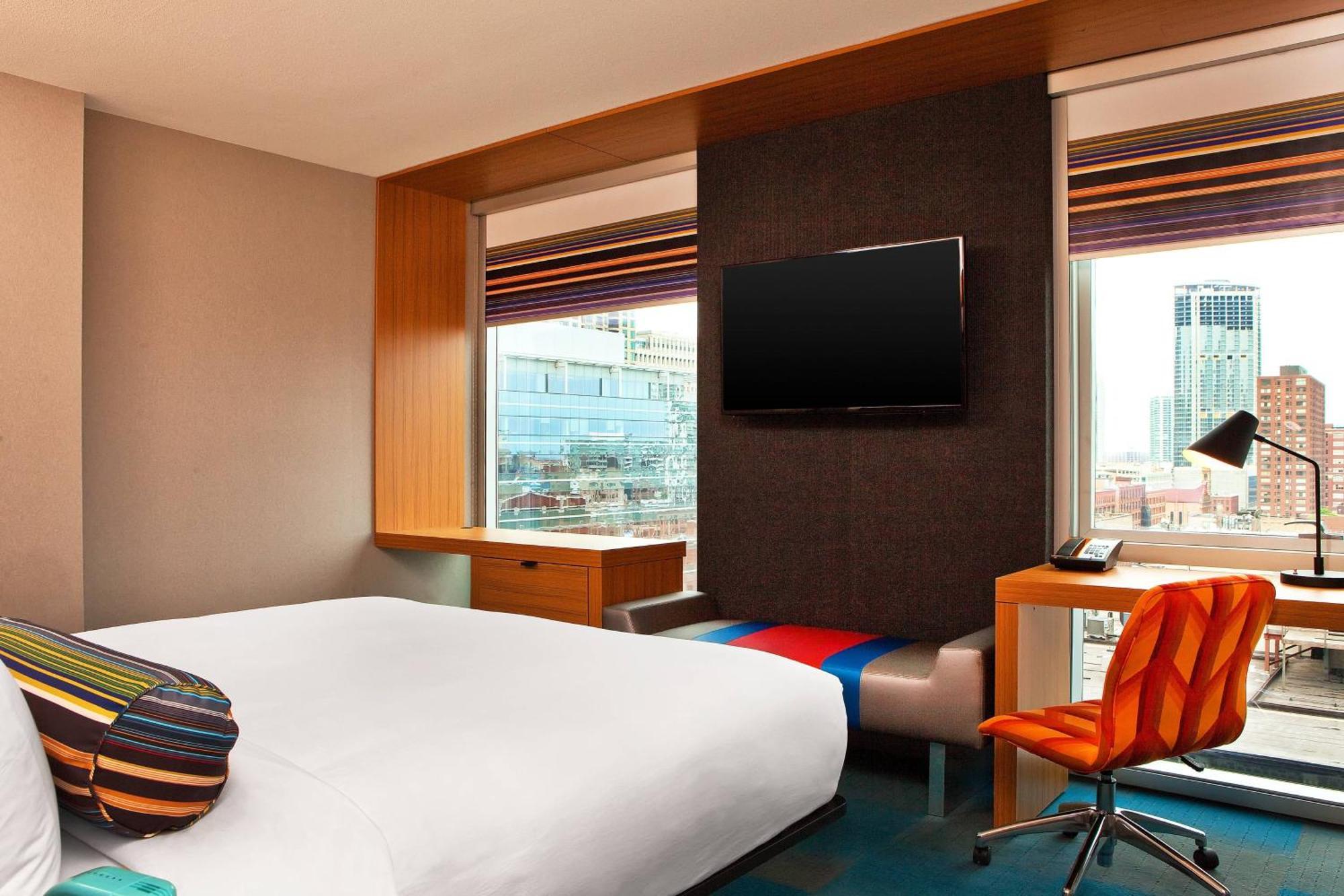 Hotel Aloft Downtown River North