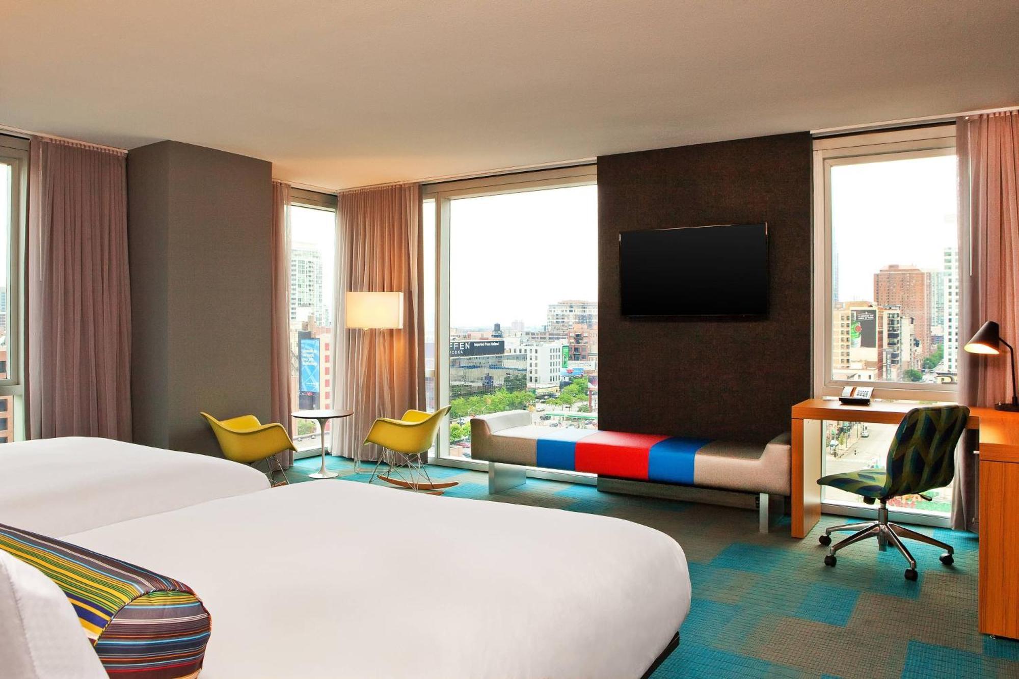 Hotel Aloft Downtown River North 3*