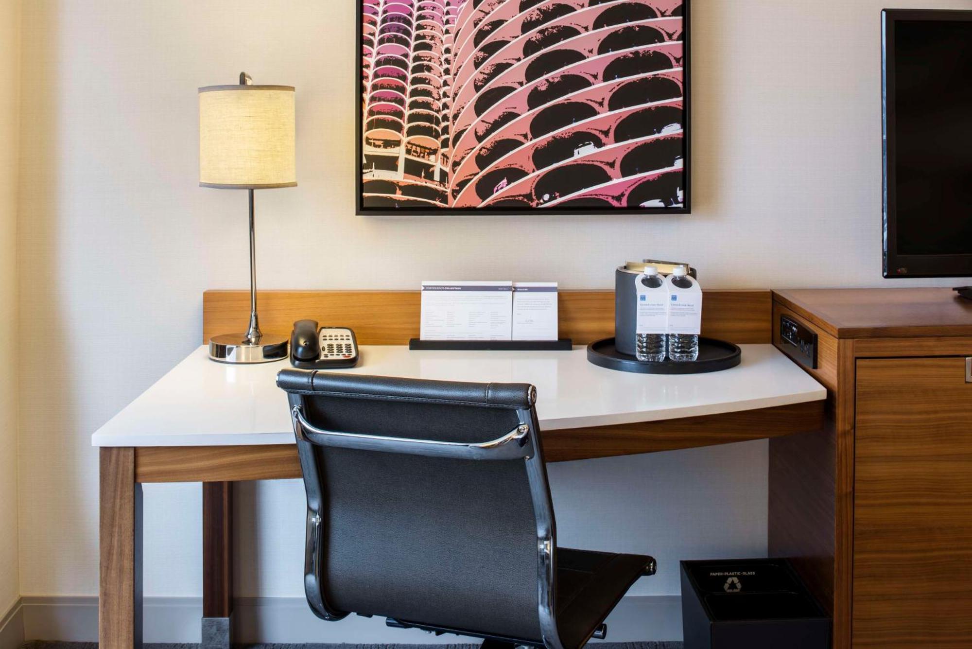 Hotel Hyatt Regency Mccormick Place 4*