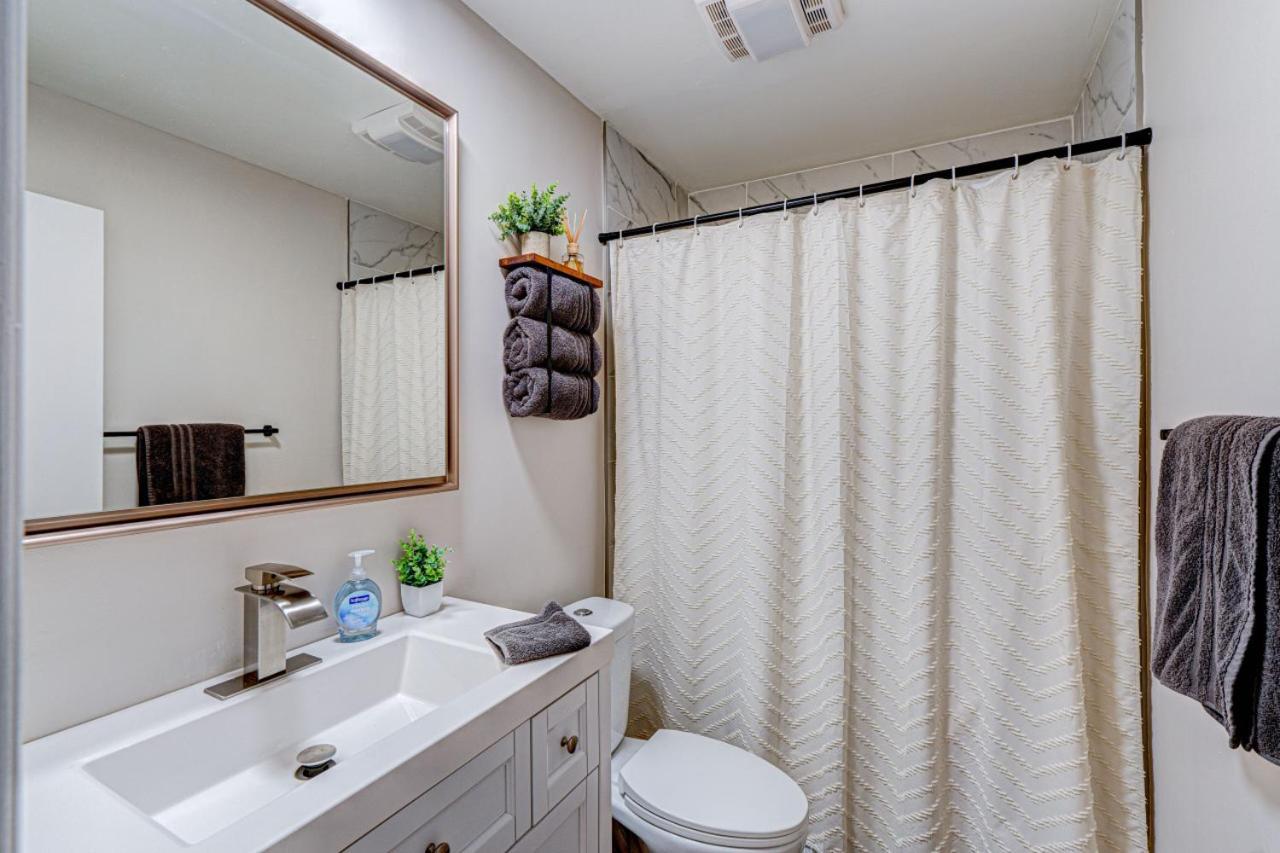Luxury King Bed Remodeled * Chicago