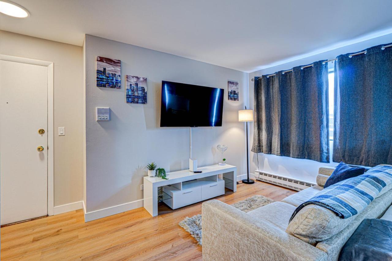 Luxury King Bed Remodeled Holiday home