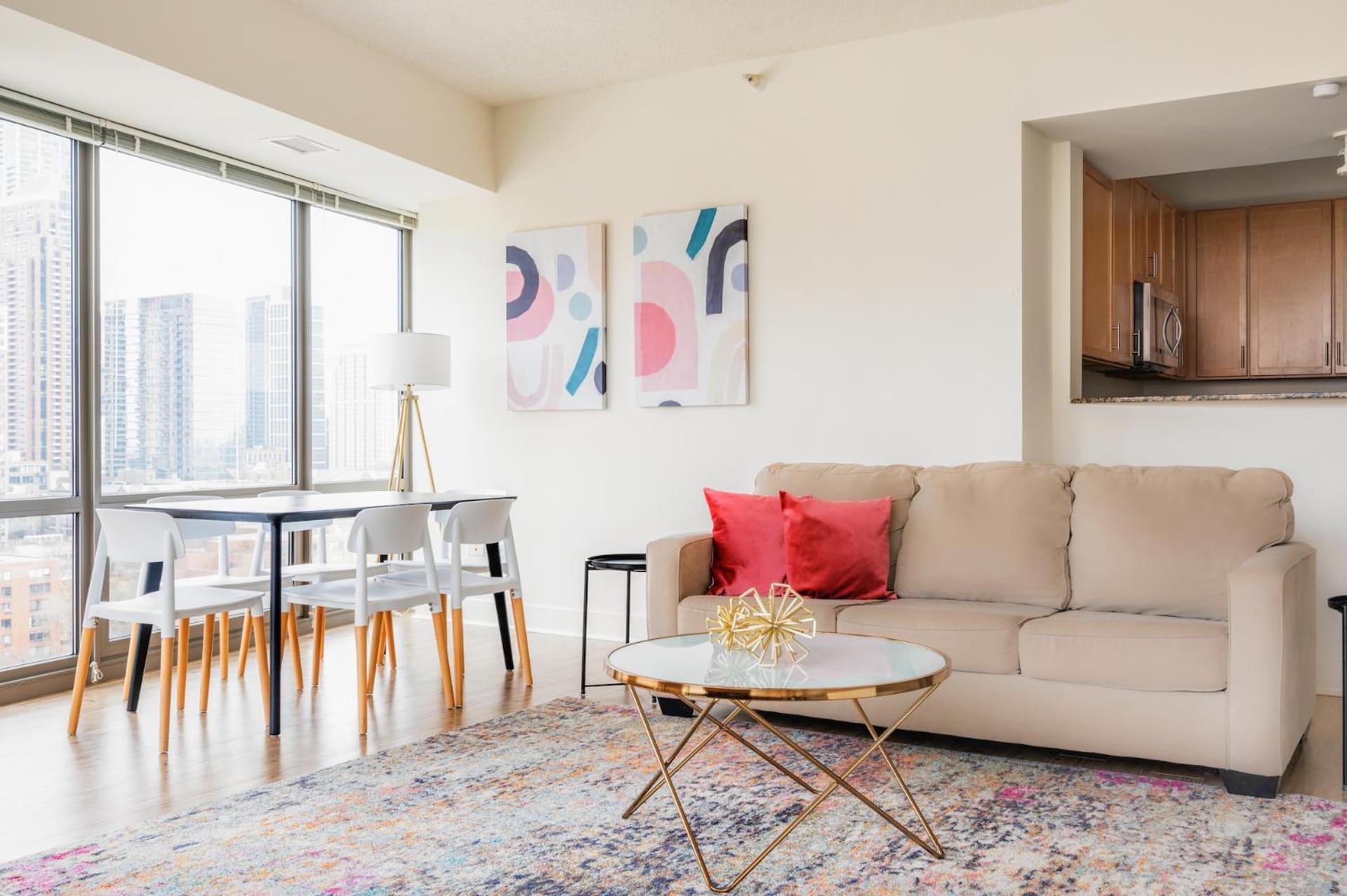 Kasa South Loop Aparthotel