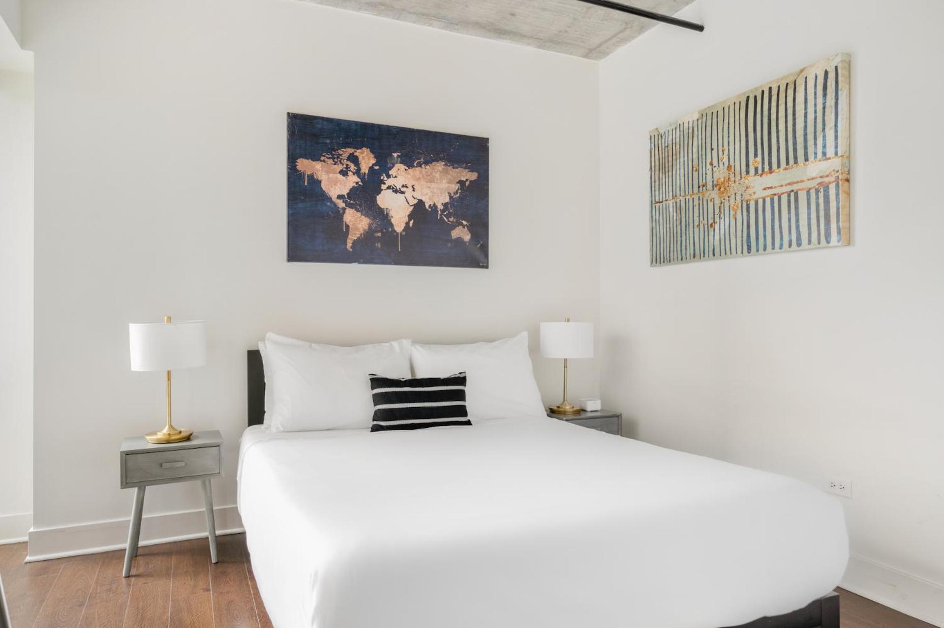 Kasa South Loop Aparthotel
