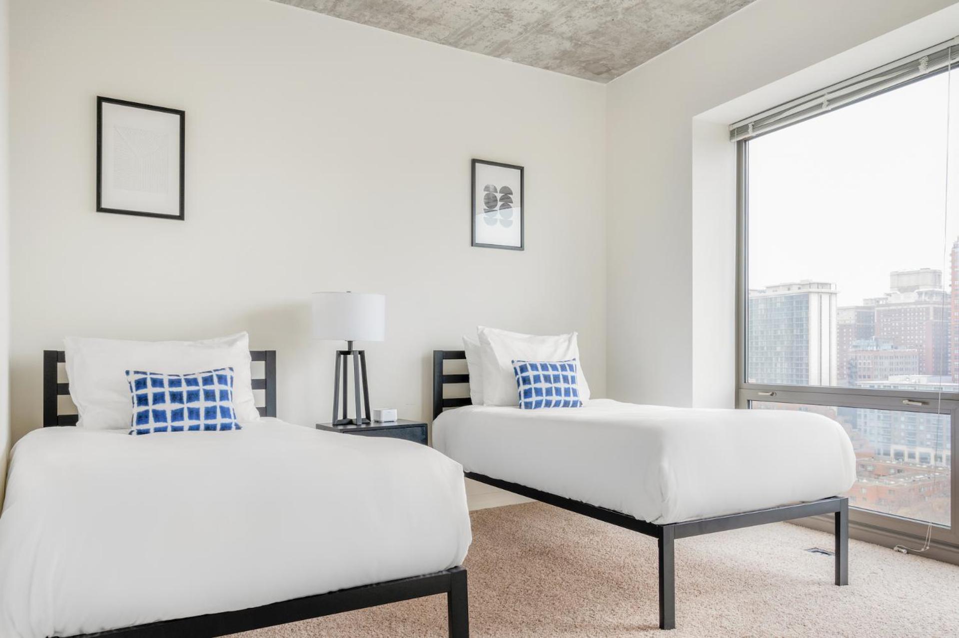 Kasa South Loop Aparthotel
