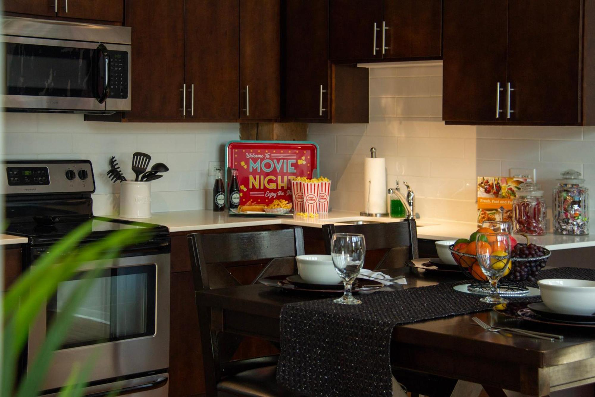 Apartment Luxery - Themed Units! Close To Downtown, Mccormick Place & Wintrust Arena Chicago