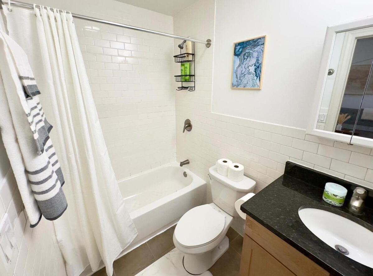 Apartment Prime Location 3brgem Near Of Chicago