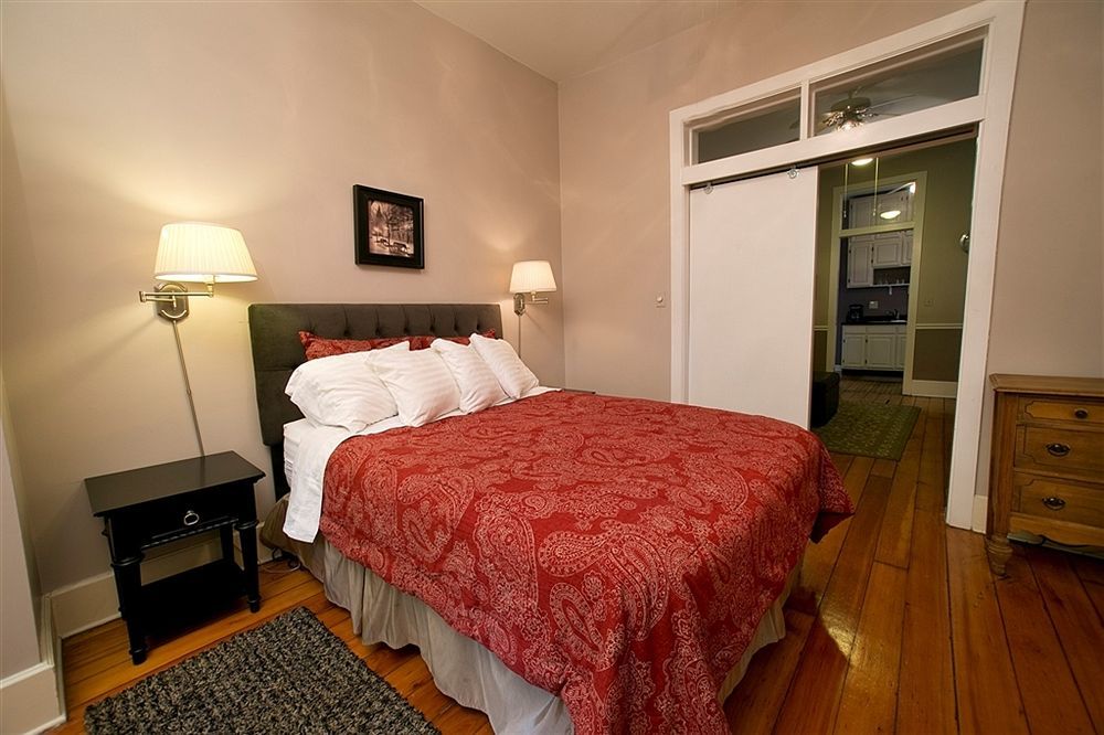 Wicker Park Bed & Breakfast Chicago