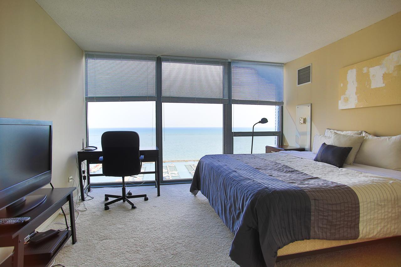 Apartment The Shoreham Chicago