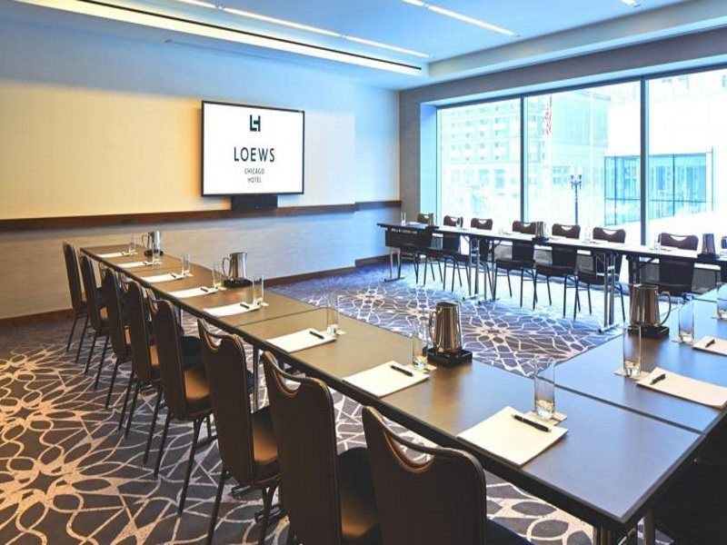 Loews 4* Chicago
