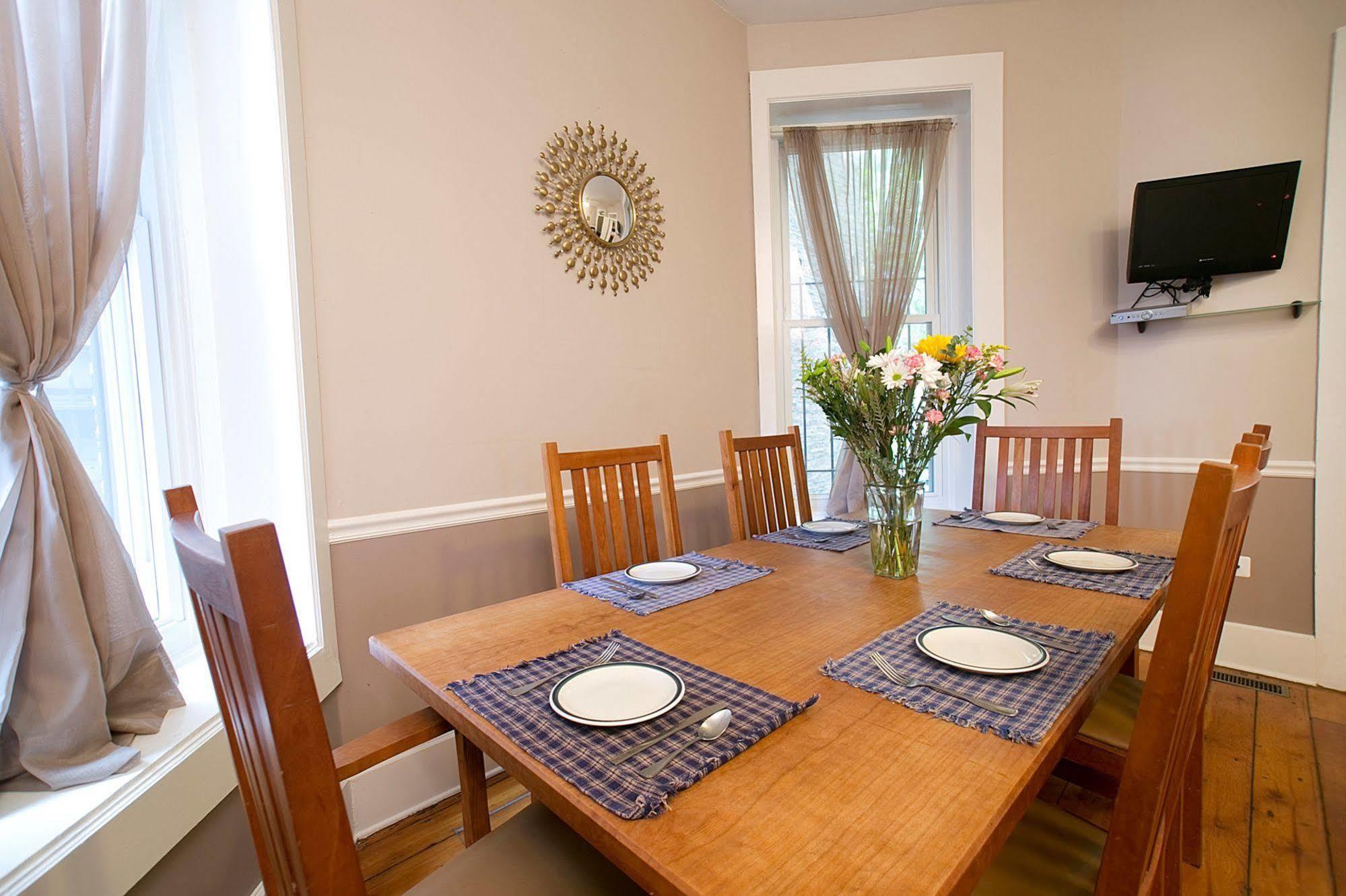 Bed & Breakfast Wicker Park Chicago