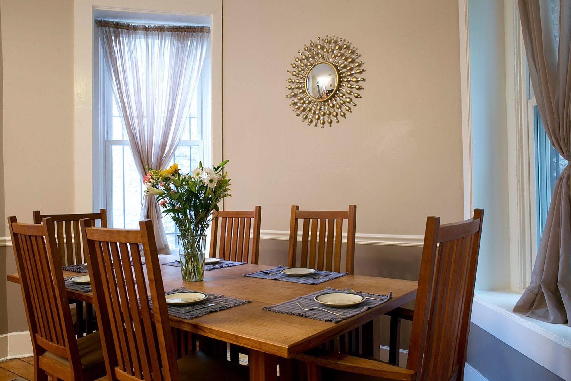 Wicker Park Bed & Breakfast