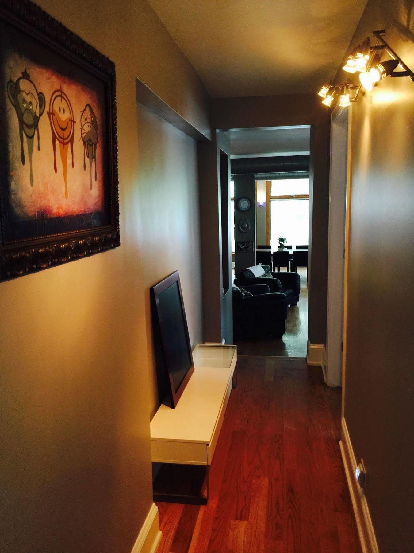 House 5863- Chicago's Premier 4* Chicago