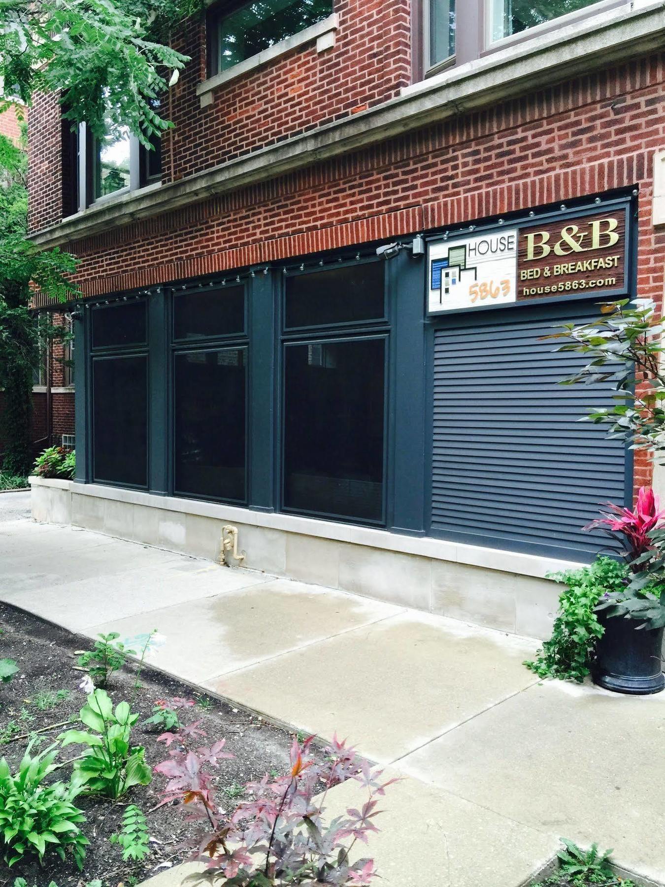 House 5863- Chicago's Premier 4*