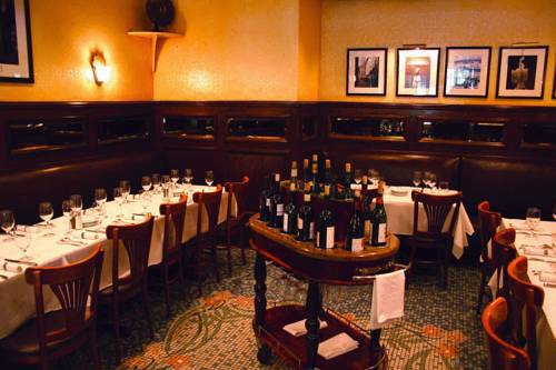 The Belden-Stratford Chicago