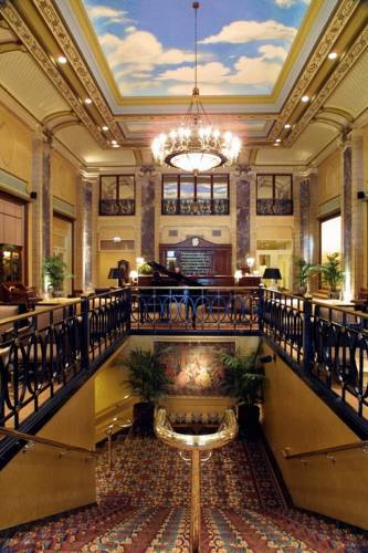 The Belden-Stratford Hotel
