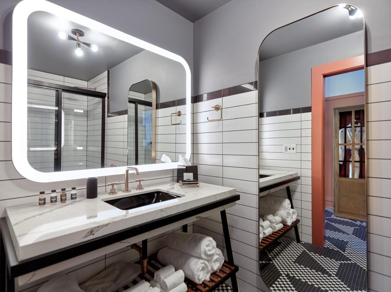 Hotel The Collection Wrigleyville Chicago