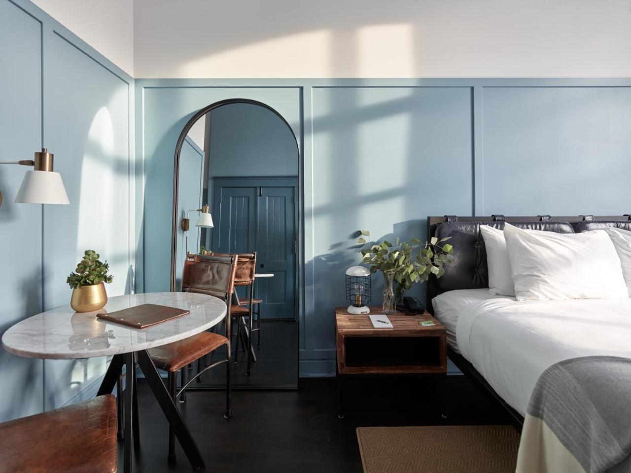 The Collection Wrigleyville 4* Chicago