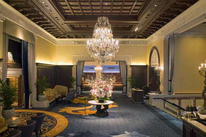 The Drake Hotel 4*